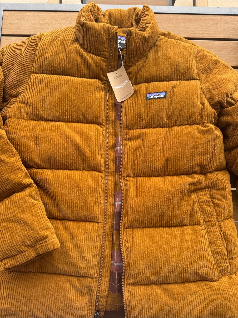 ❄️NWT Women’s Patagonia Corduroy Fjord Puffer Jacket - Flannel Lined ❄️
